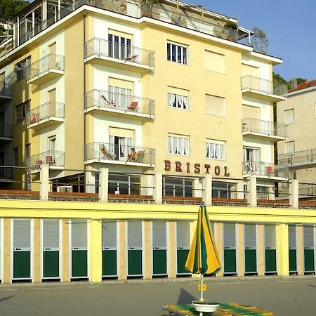 Hotel Bristol Laigueglia Exterior photo
