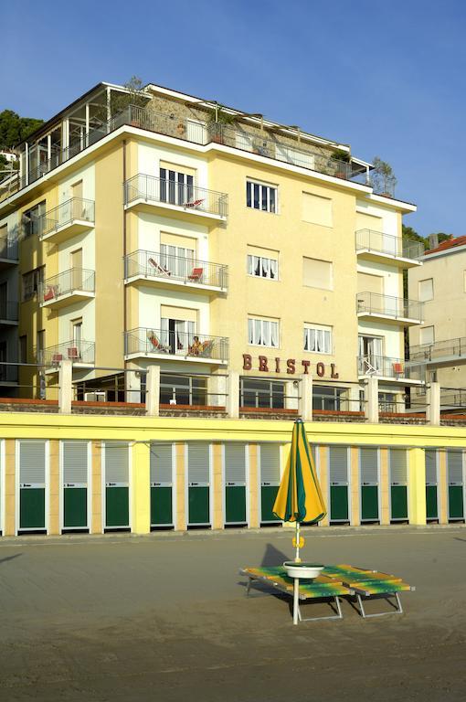 Hotel Bristol Laigueglia Exterior photo