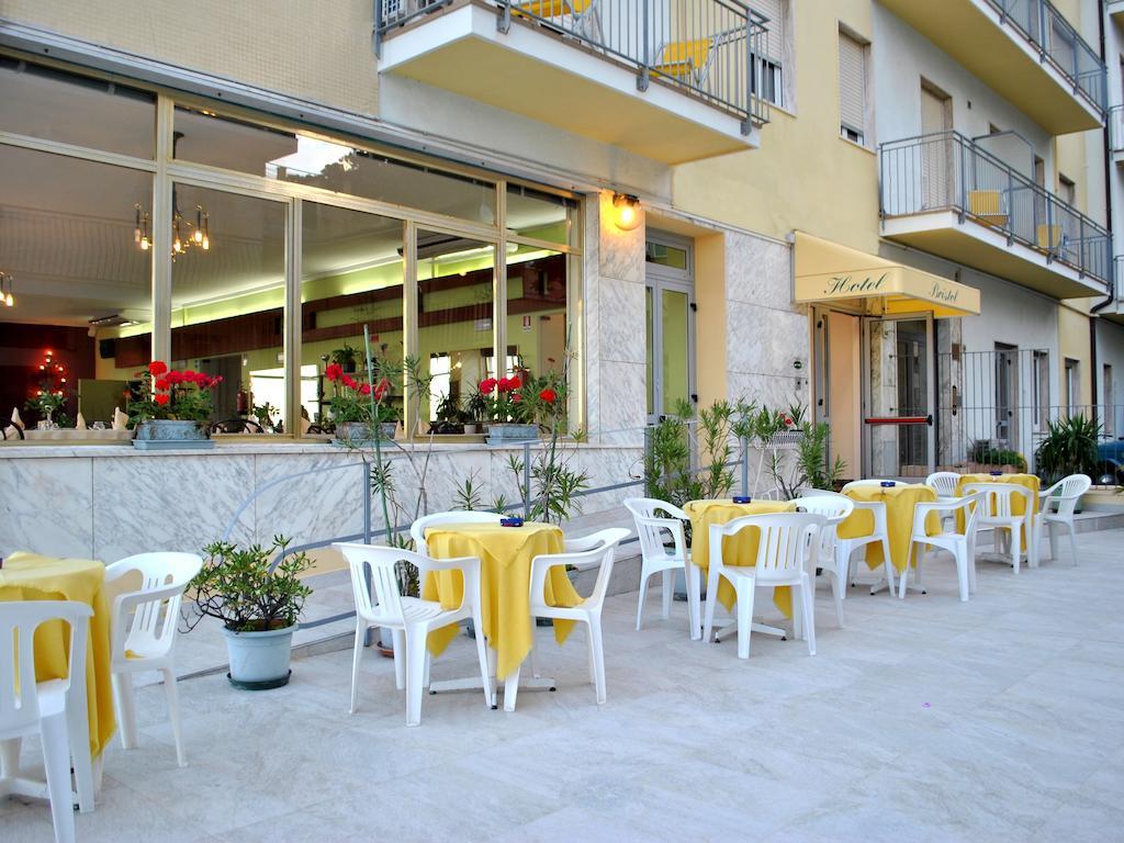 Hotel Bristol Laigueglia Exterior photo