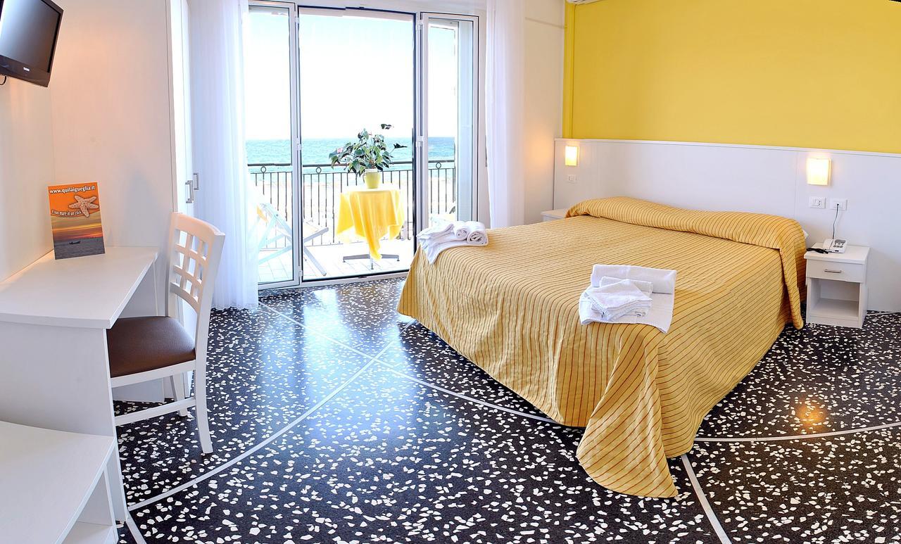 Hotel Bristol Laigueglia Exterior photo